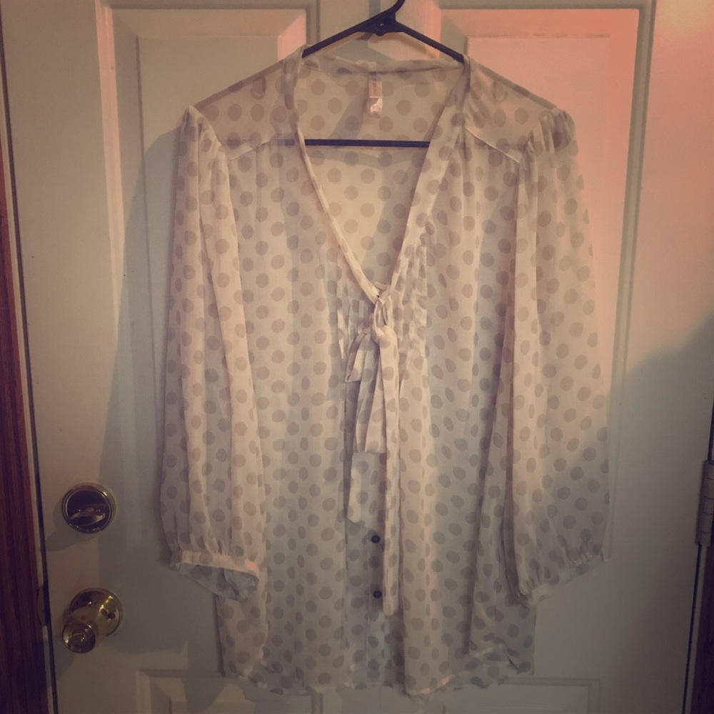 White / Grey Print Blouse 3/4 Sleeve with Bow Tie